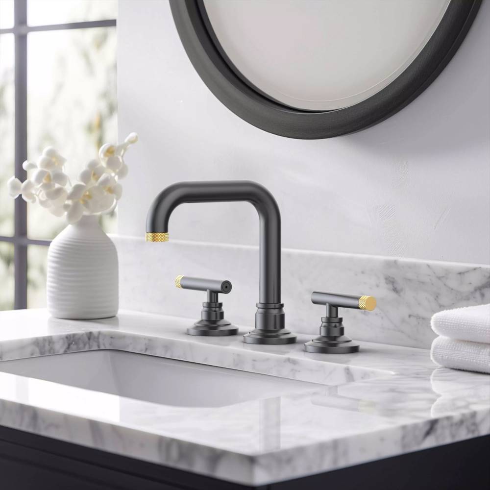 Gold or Matte Black Faucets fin a bathroom