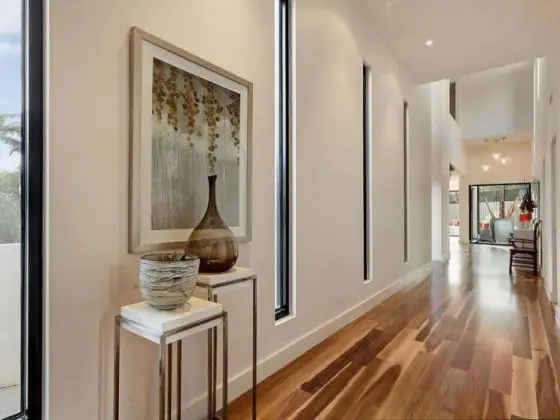 15 Modern Hallway Ideas to Create a Stunning First Impression!